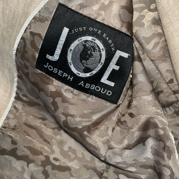 Men’s Joseph Abboud Tan linen 36r suit. Like new. - Picture 3 of 3